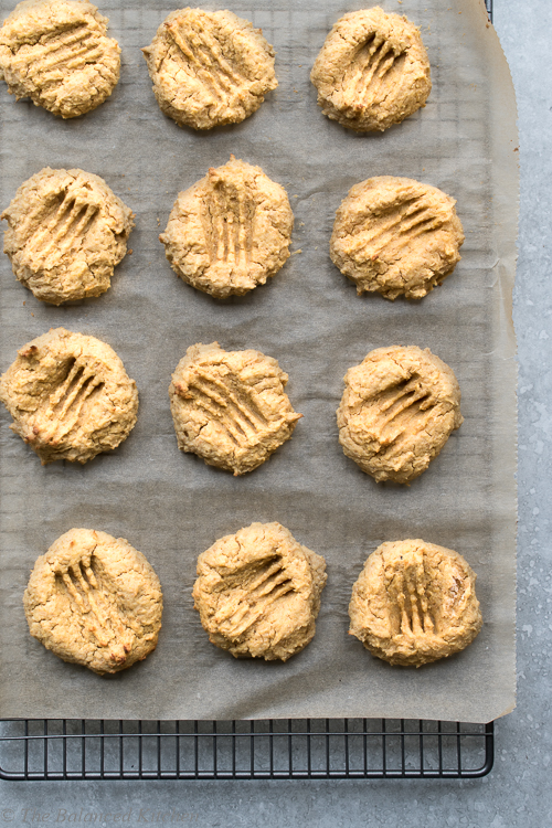 Sweetened Peanut Butter & Chickpea Biscuit Bites