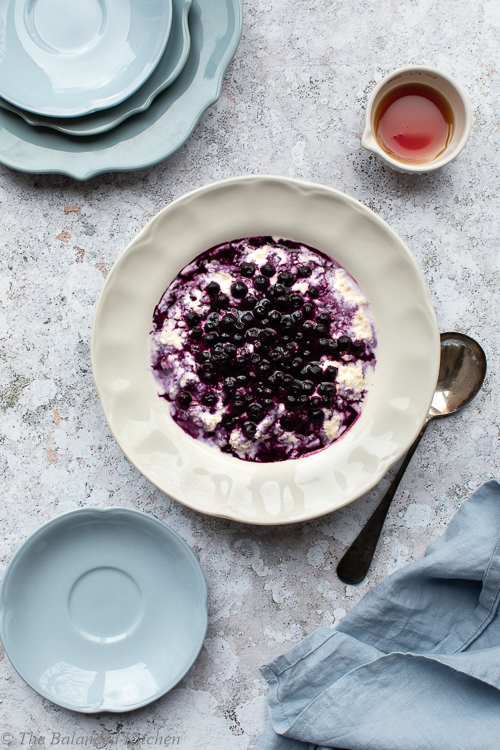 Warm Coconut Creamed Oats with Wild Blueberries